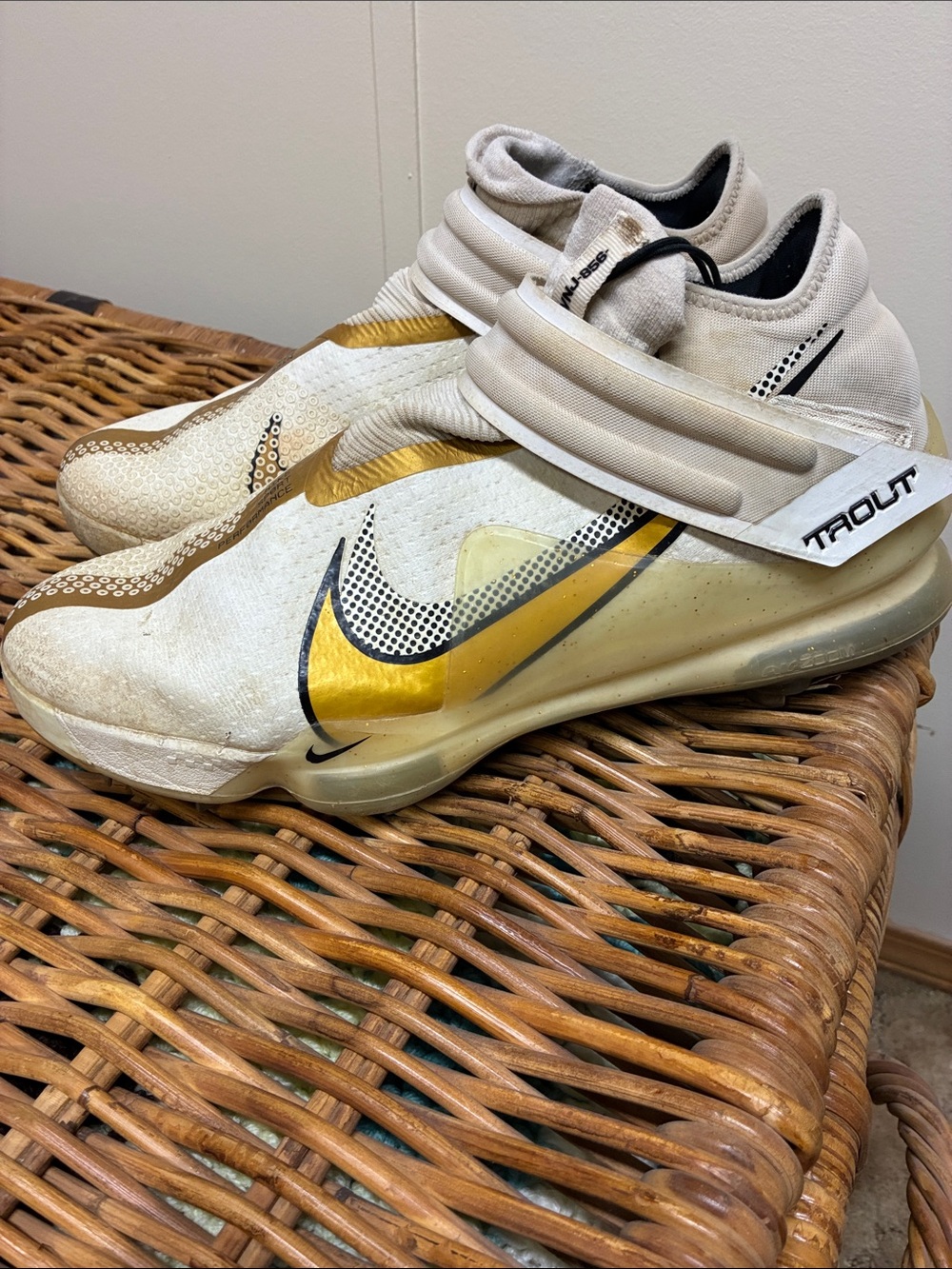 Nike Trout 7 metal baseball cleat